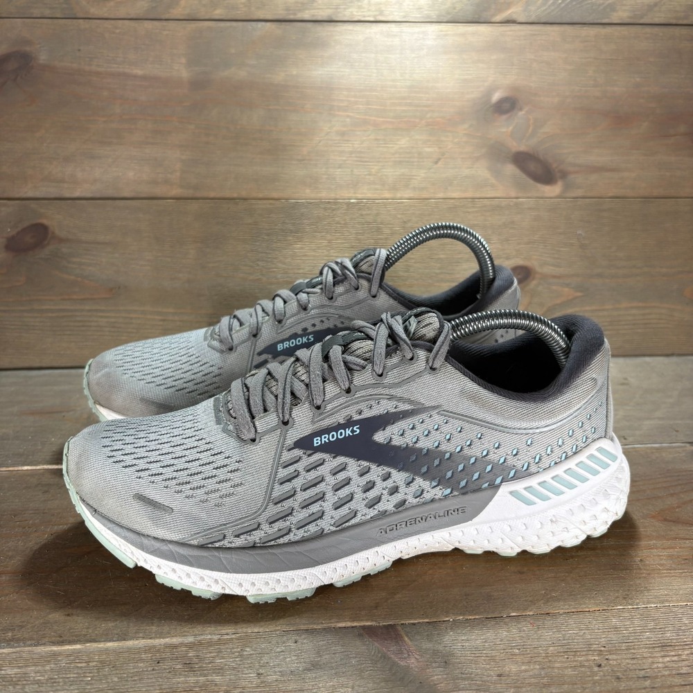 Brooks Adrenaline GTS 21 Womens size 8 shoes Gray Mesh Running sneakers
